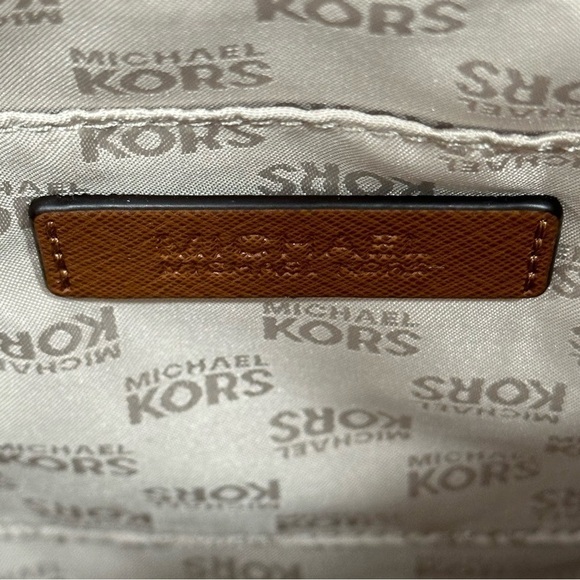 Michael Kors MK Tote Bag Jet Set Large Leather Pocket Color Luggage - Picture 11 of 16